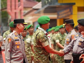 Jalin Sinergi TNI–Polri, Danbrigif TP 32/Mangkalihat Sambangi Polres Kutim